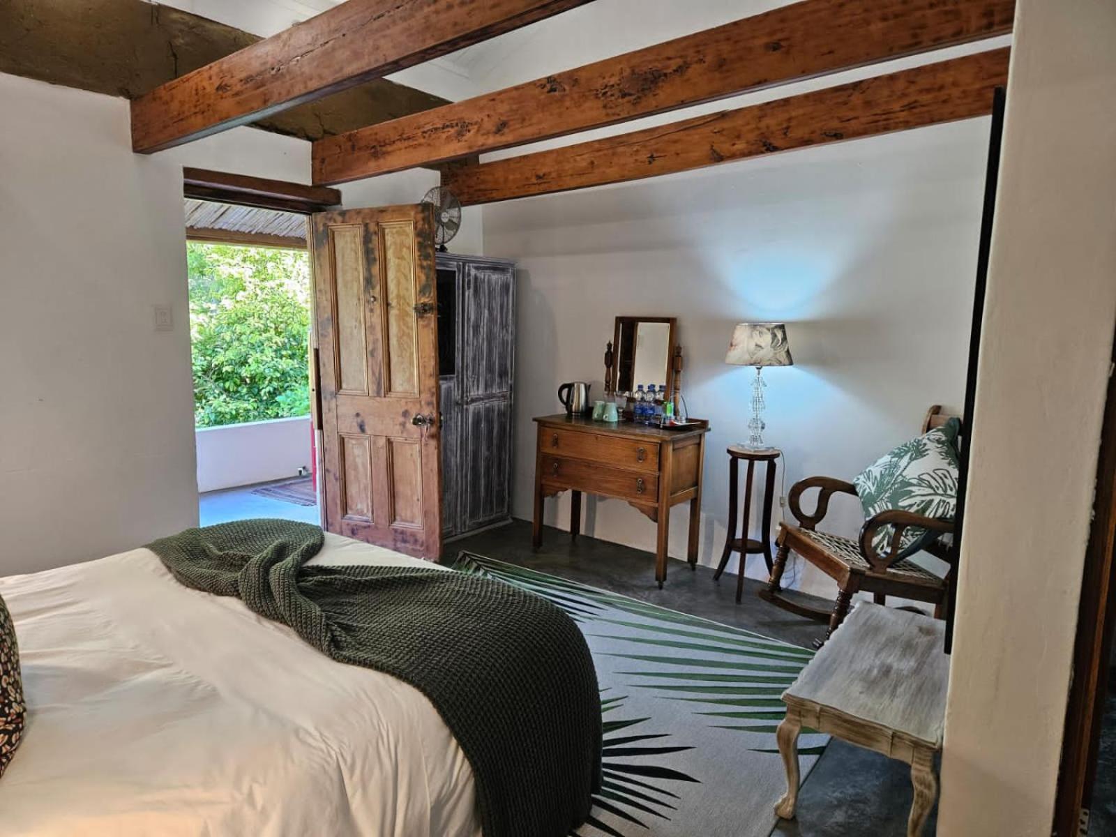 The Riverdeck Accommodation And Backpackers Knysna Esterno foto
