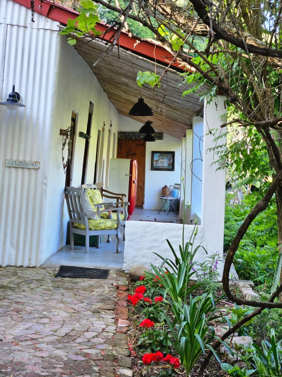 The Riverdeck Accommodation And Backpackers Knysna Esterno foto