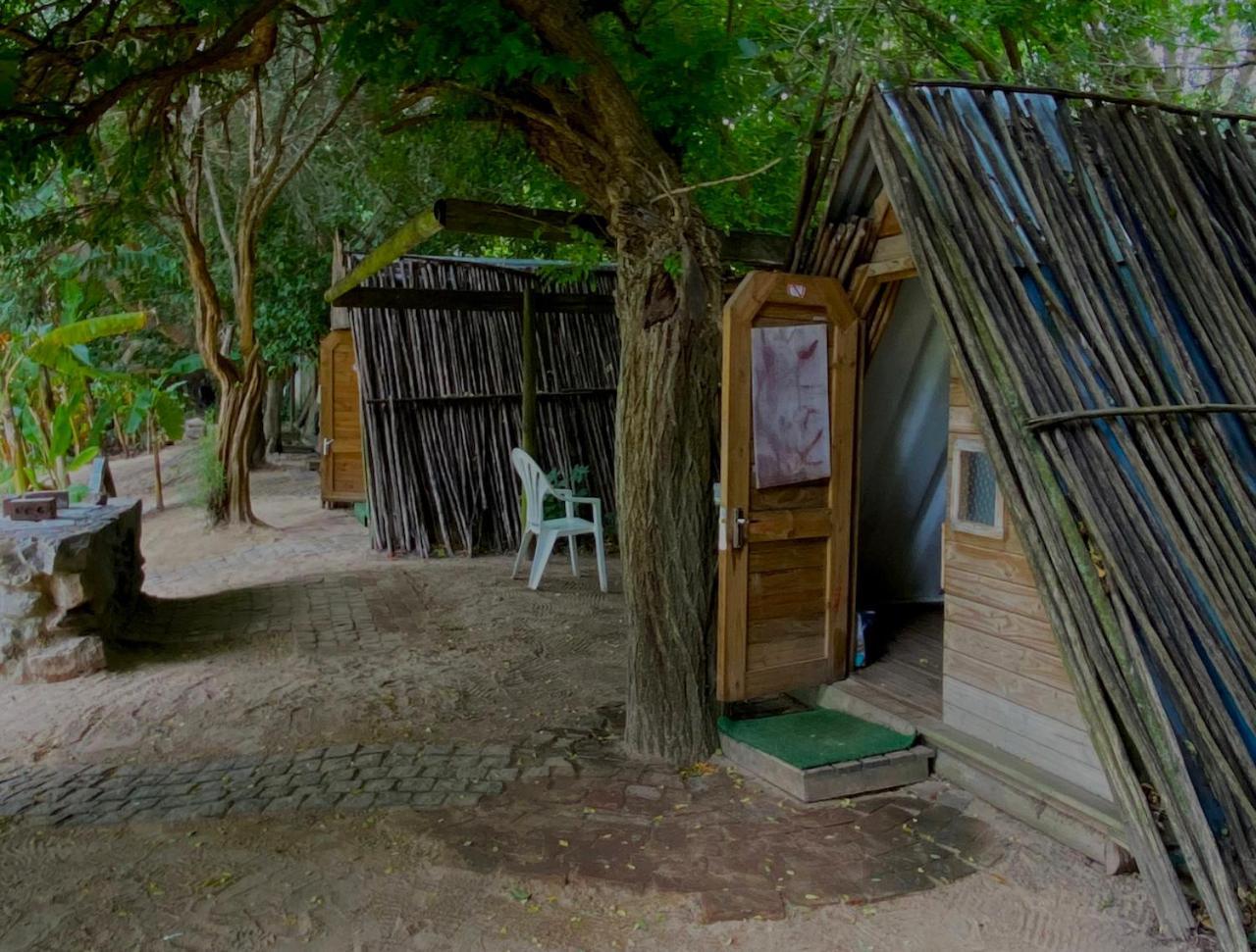 The Riverdeck Accommodation And Backpackers Knysna Esterno foto
