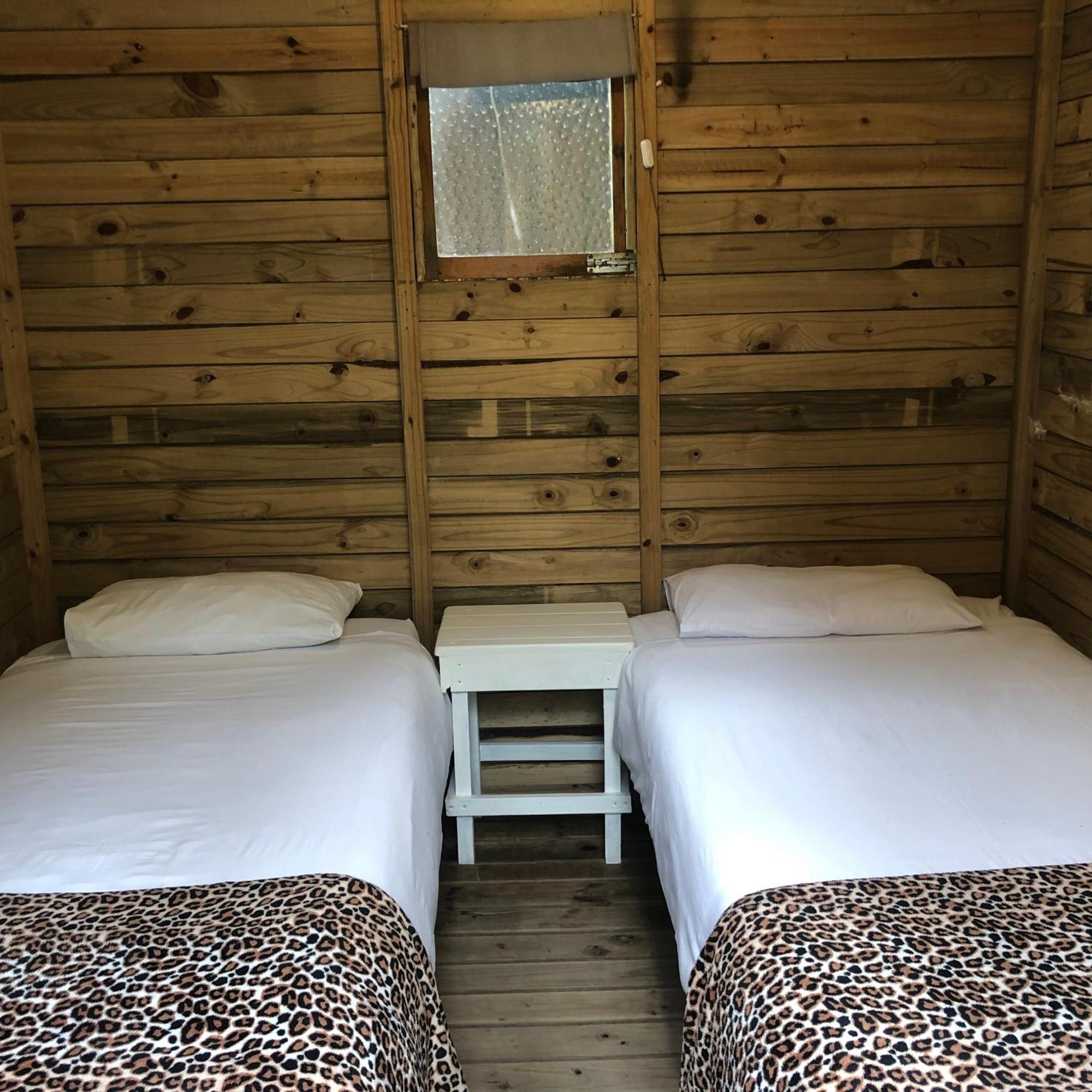 The Riverdeck Accommodation And Backpackers Knysna Esterno foto